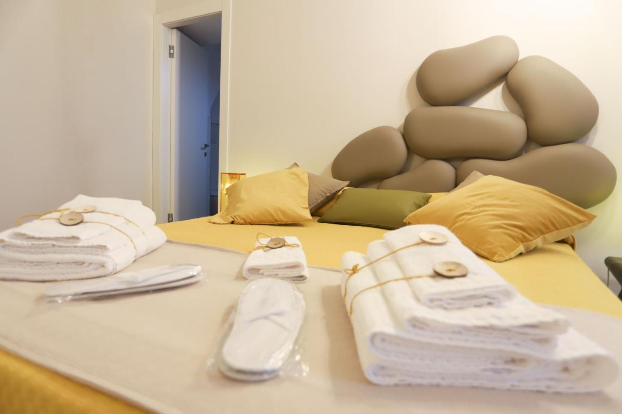 アマンテーア Dimora Cavour Bed & Breakfast エクステリア 写真