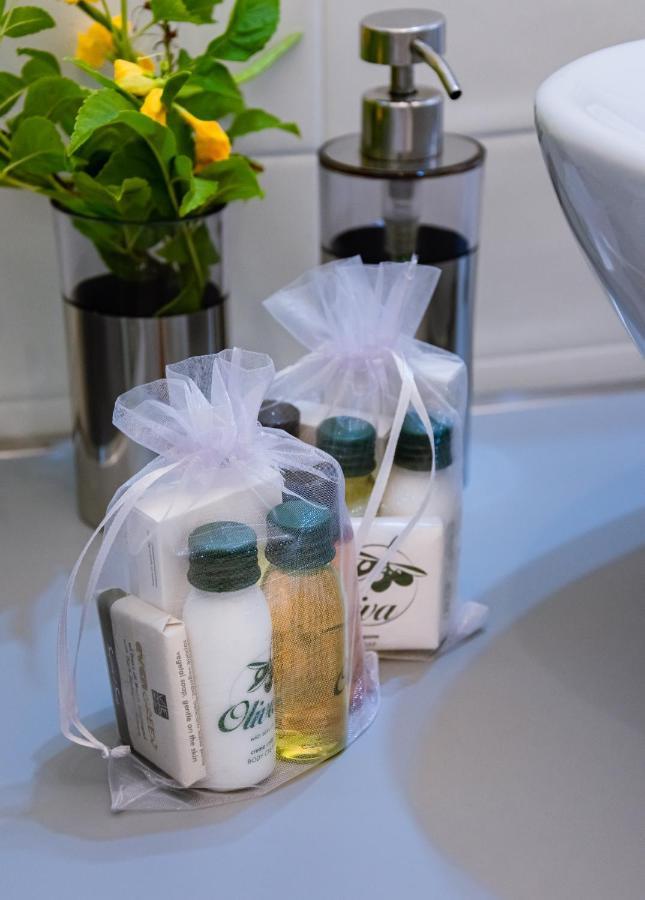 アマンテーア Dimora Cavour Bed & Breakfast エクステリア 写真