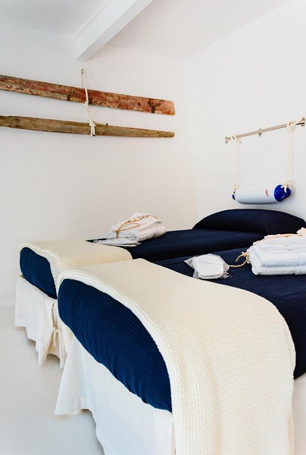 アマンテーア Dimora Cavour Bed & Breakfast エクステリア 写真