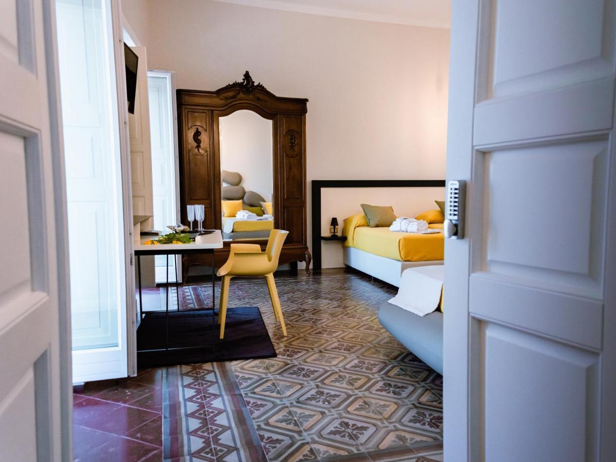 アマンテーア Dimora Cavour Bed & Breakfast エクステリア 写真